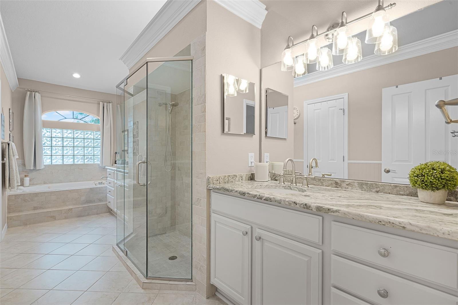 Image 30 of 78 For 174 Promenade Circle