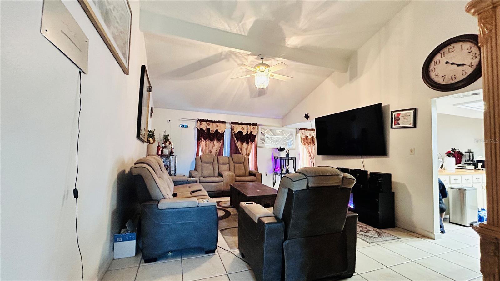 Image 16 of 41 For 2809 Grand Bend Court