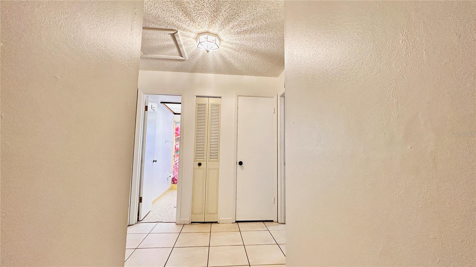 Image 28 of 41 For 2809 Grand Bend Court