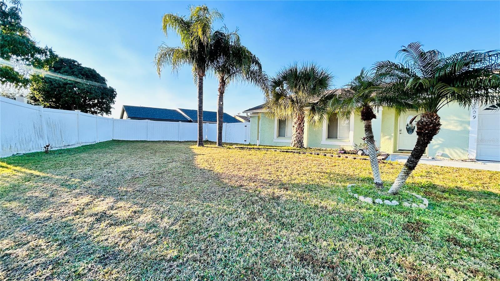 Image 4 of 41 For 2809 Grand Bend Court