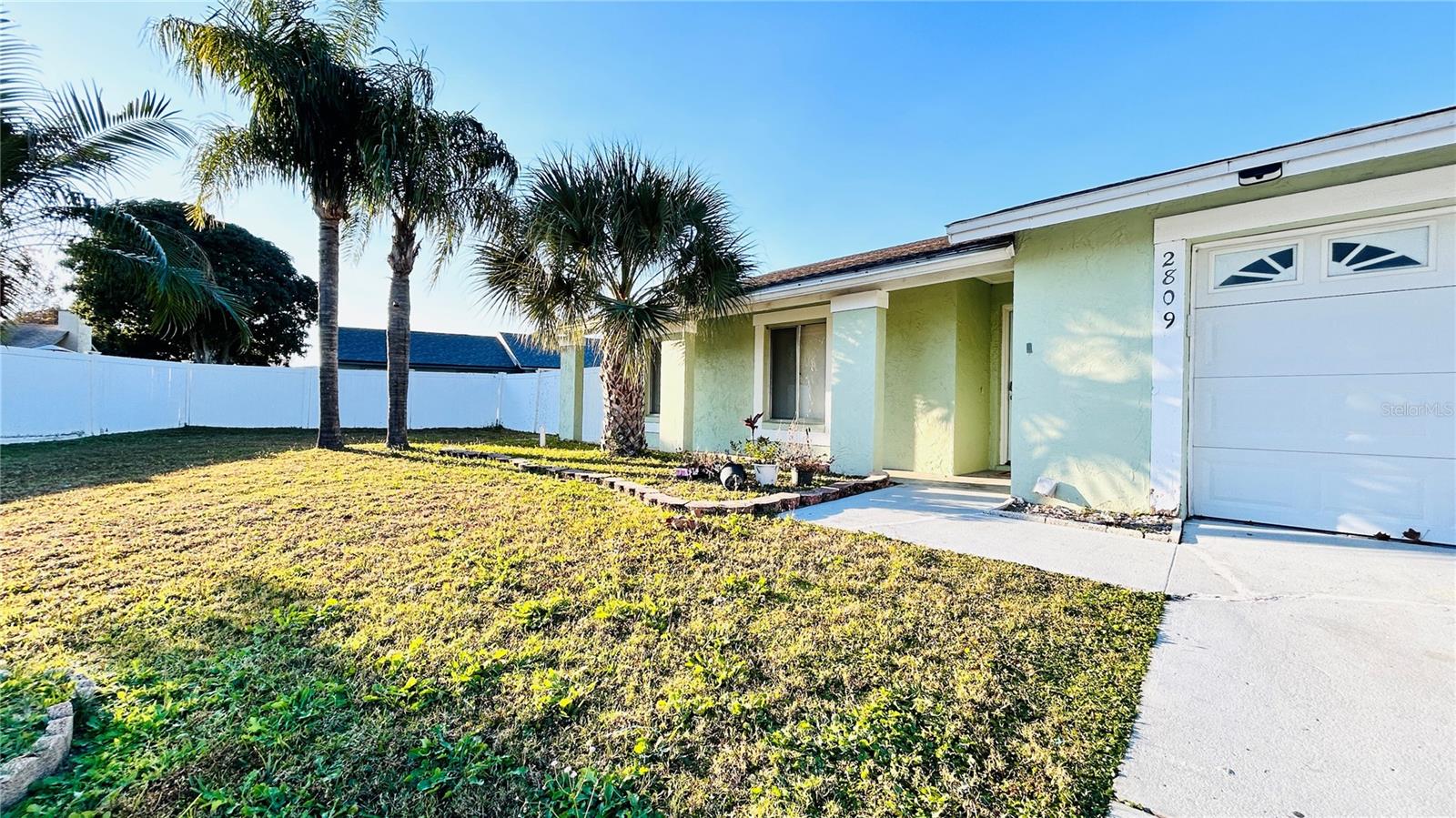 Image 40 of 41 For 2809 Grand Bend Court