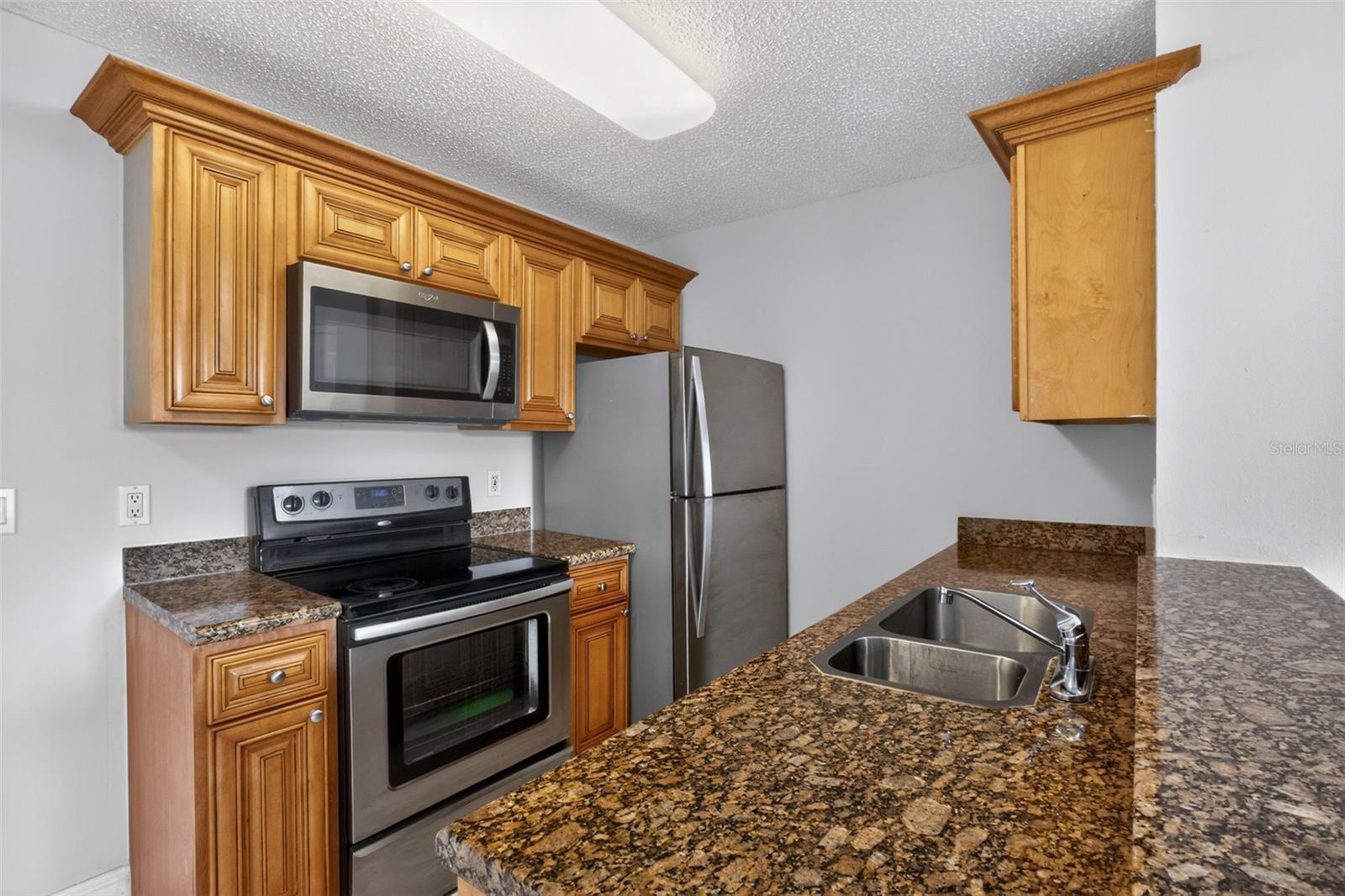 Image 4 of 19 For 727 Sugar Bay Way 213