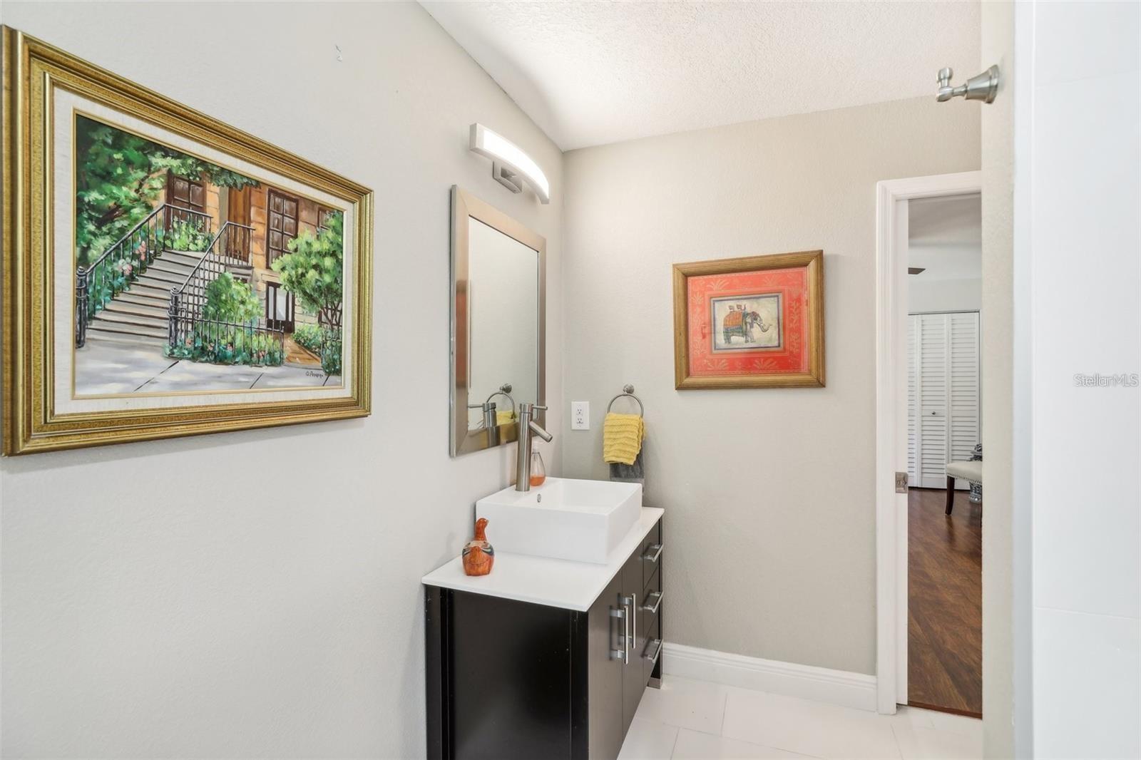 Image 13 of 21 For 547 Somerset Drive