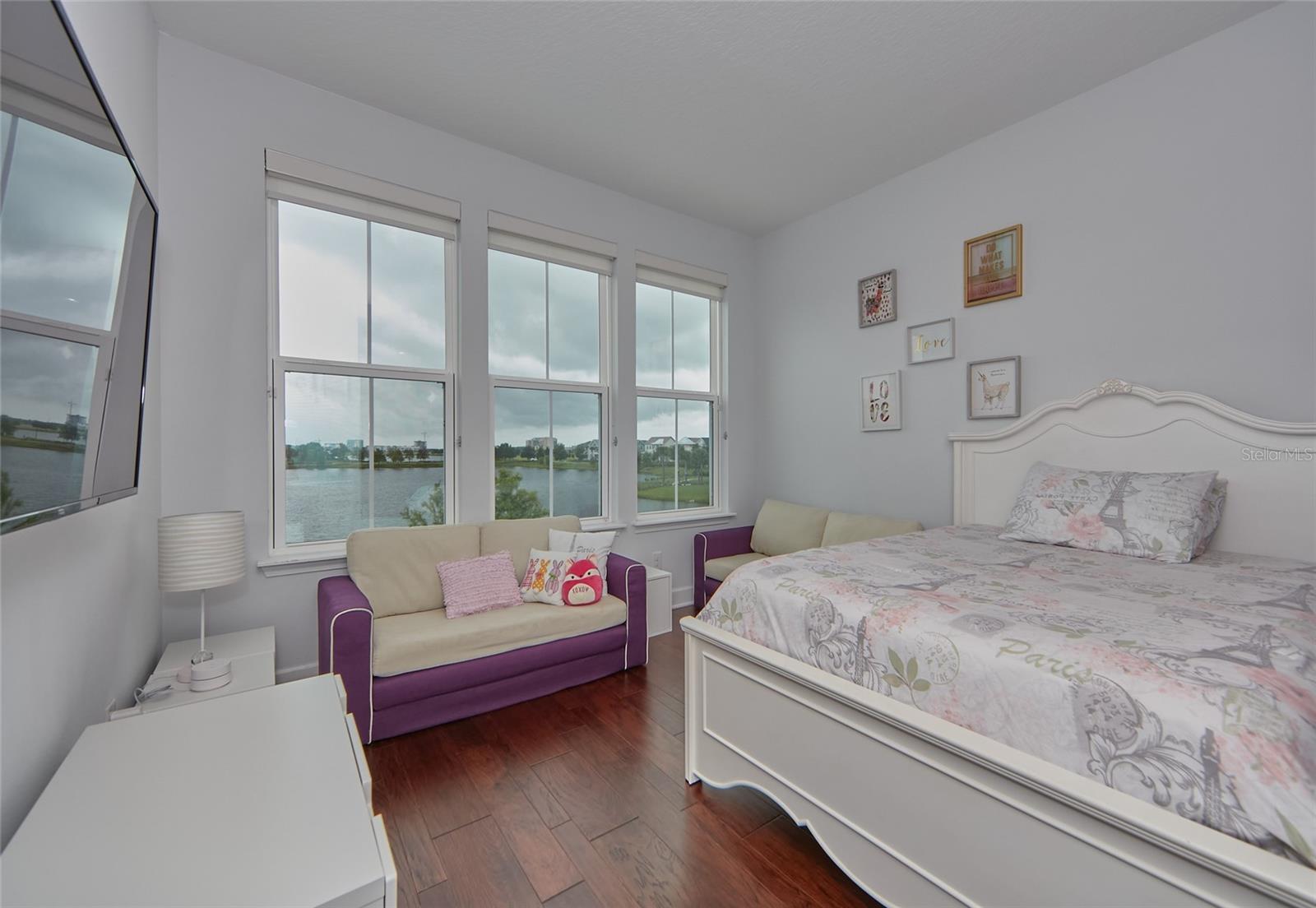 Image 32 of 79 For 13408 Beebe Alley