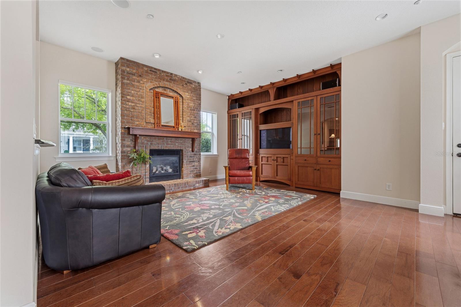 Image 24 of 78 For 1027 Juel Street