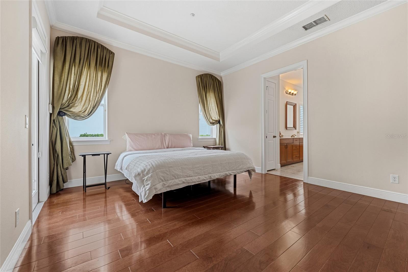 Image 36 of 78 For 1027 Juel Street