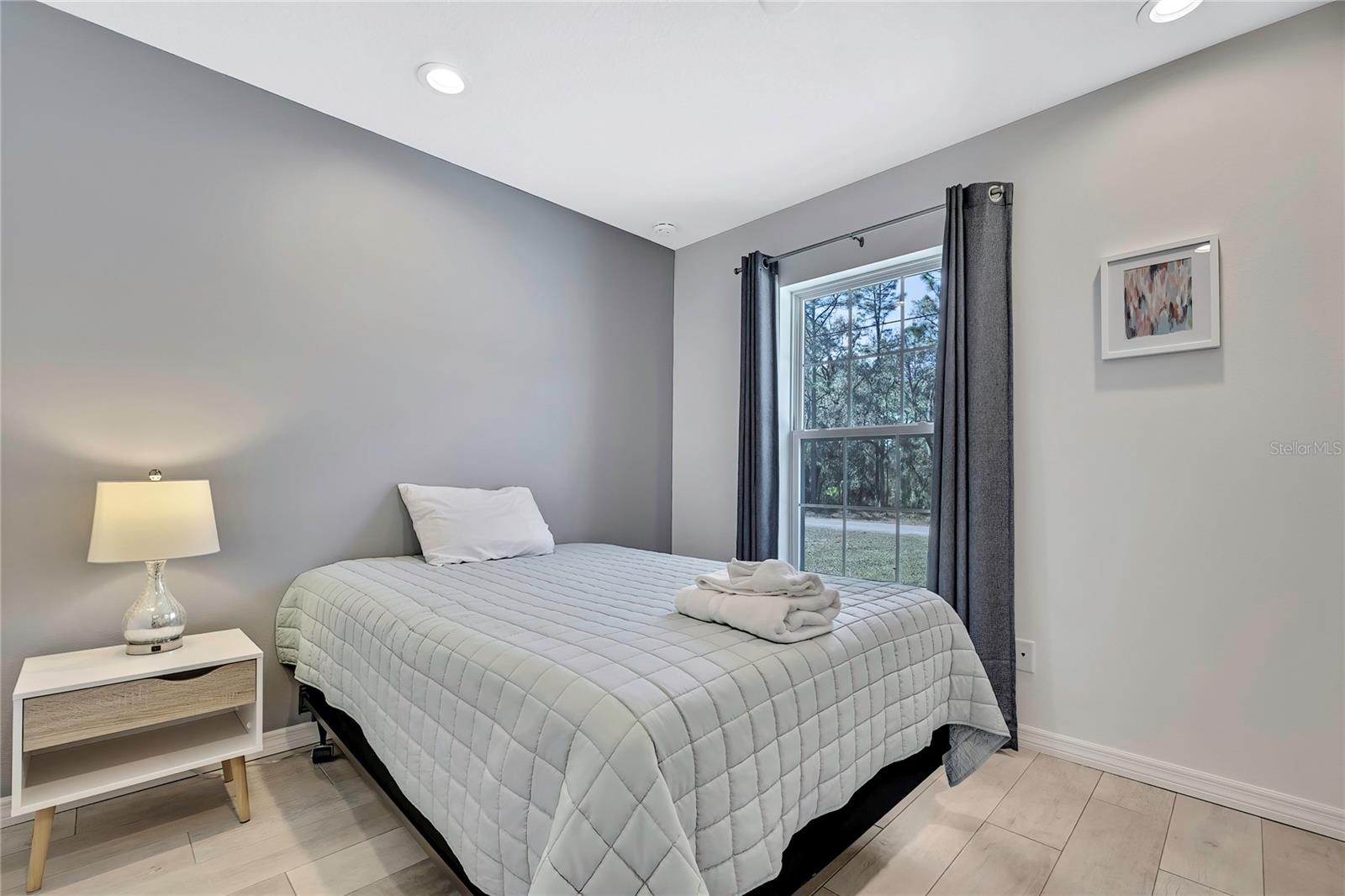 Image 21 of 26 For 10627 Tartan Point