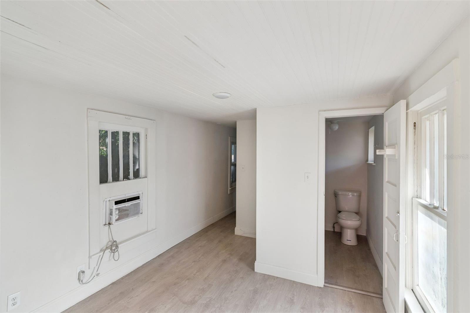 Image 20 of 36 For 1015 Ohio Avenue