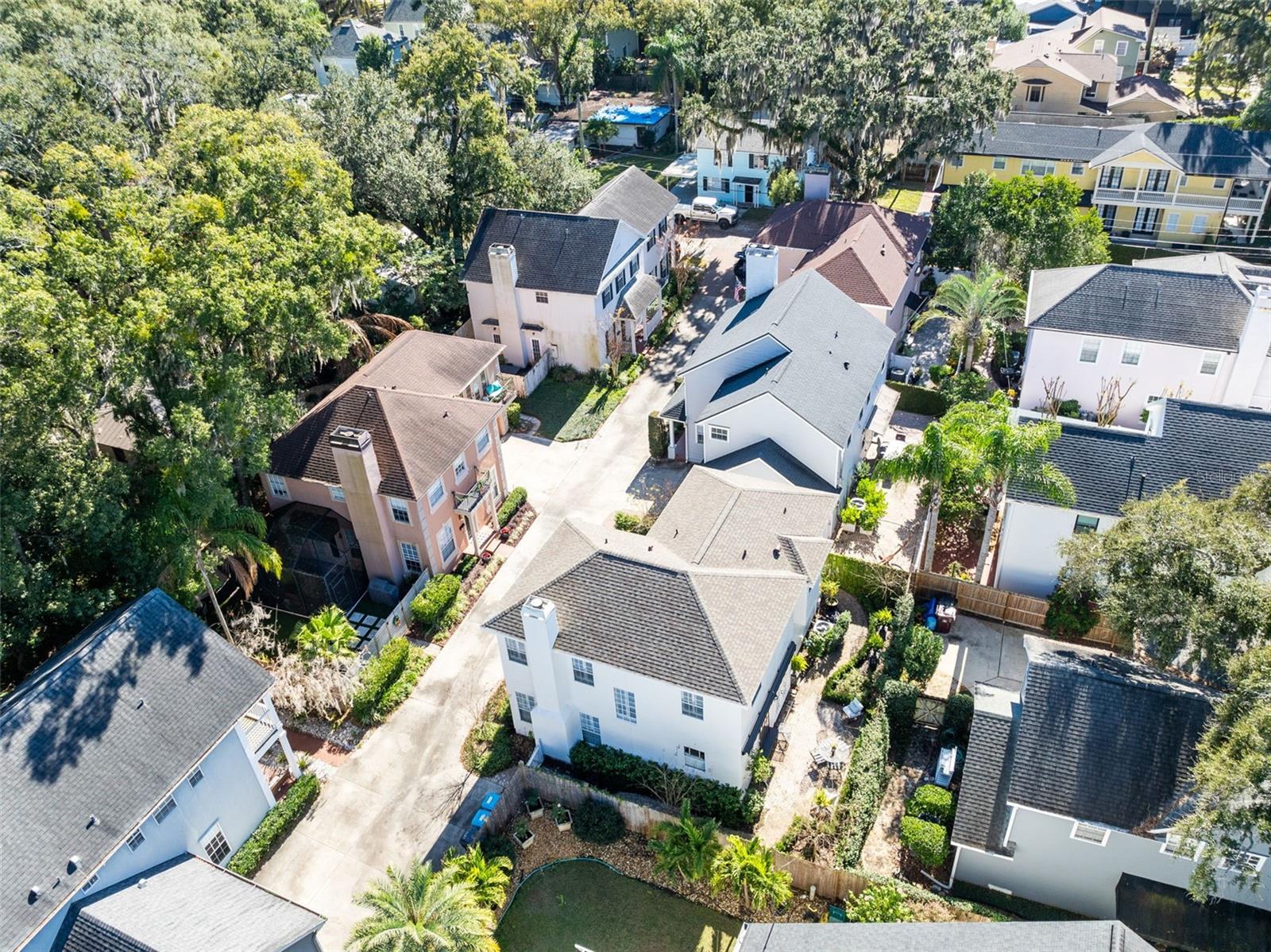 Image 4 of 33 For 1021 Atkins Place