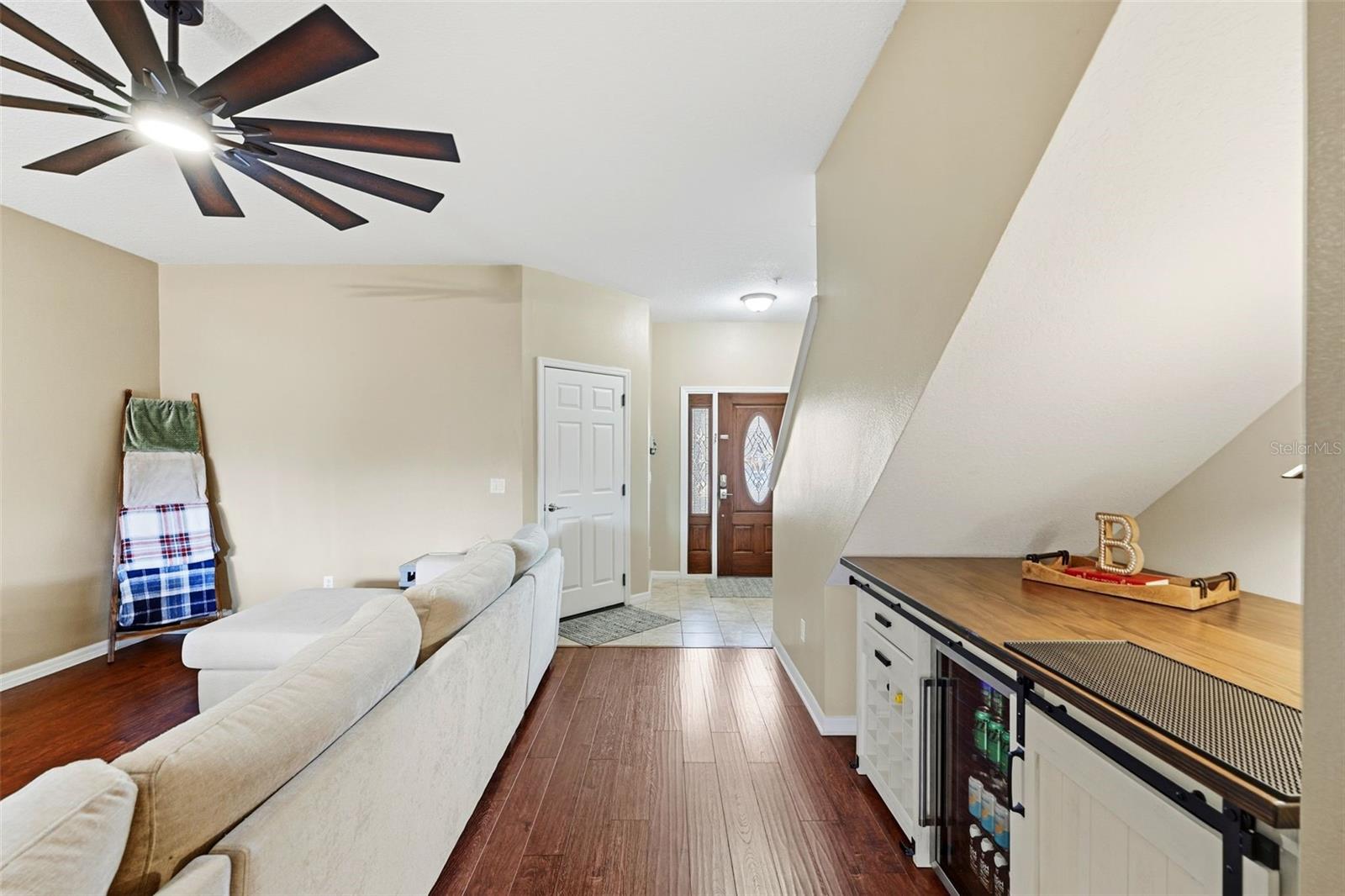 Image 10 of 33 For 1812 Sunset Palm Drive