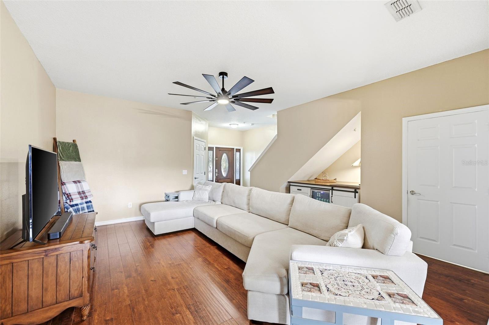 Image 11 of 33 For 1812 Sunset Palm Drive