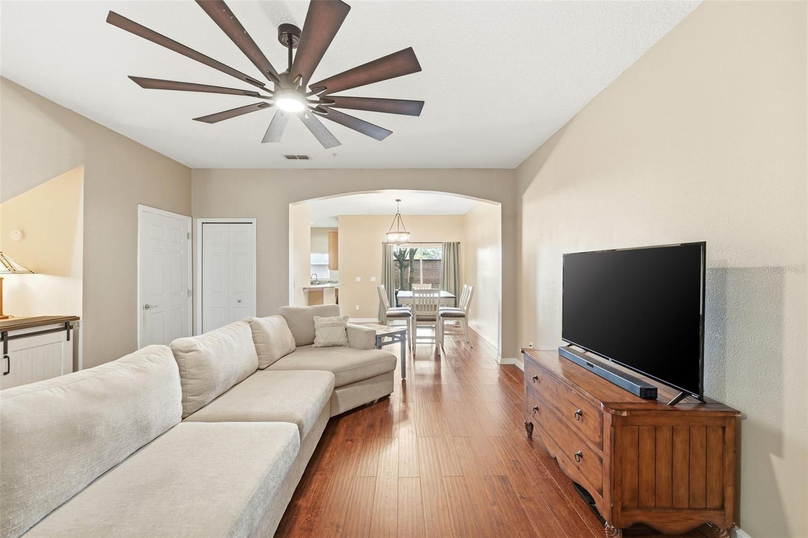 Image 12 of 33 For 1812 Sunset Palm Drive