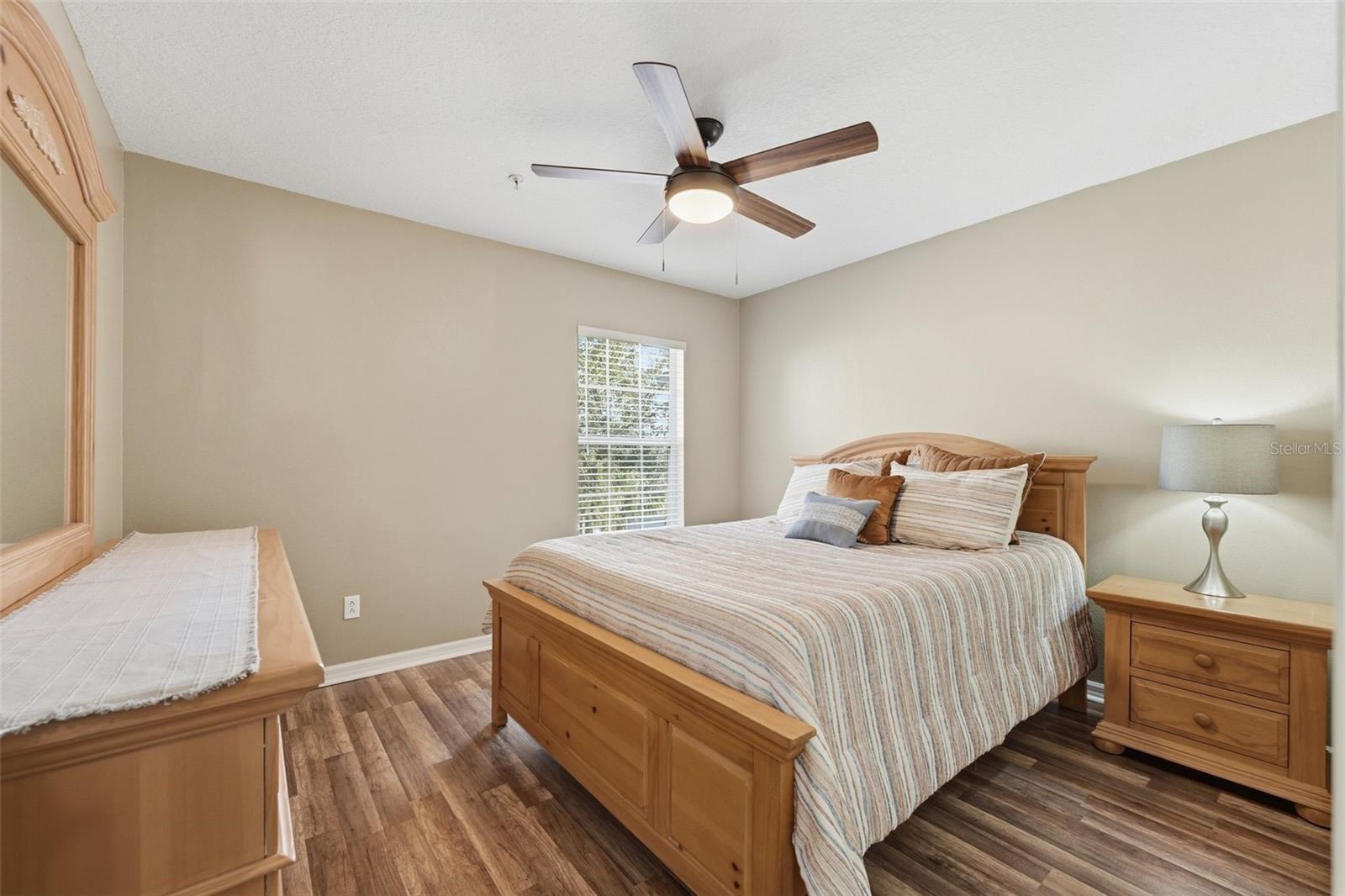 Image 27 of 33 For 1812 Sunset Palm Drive