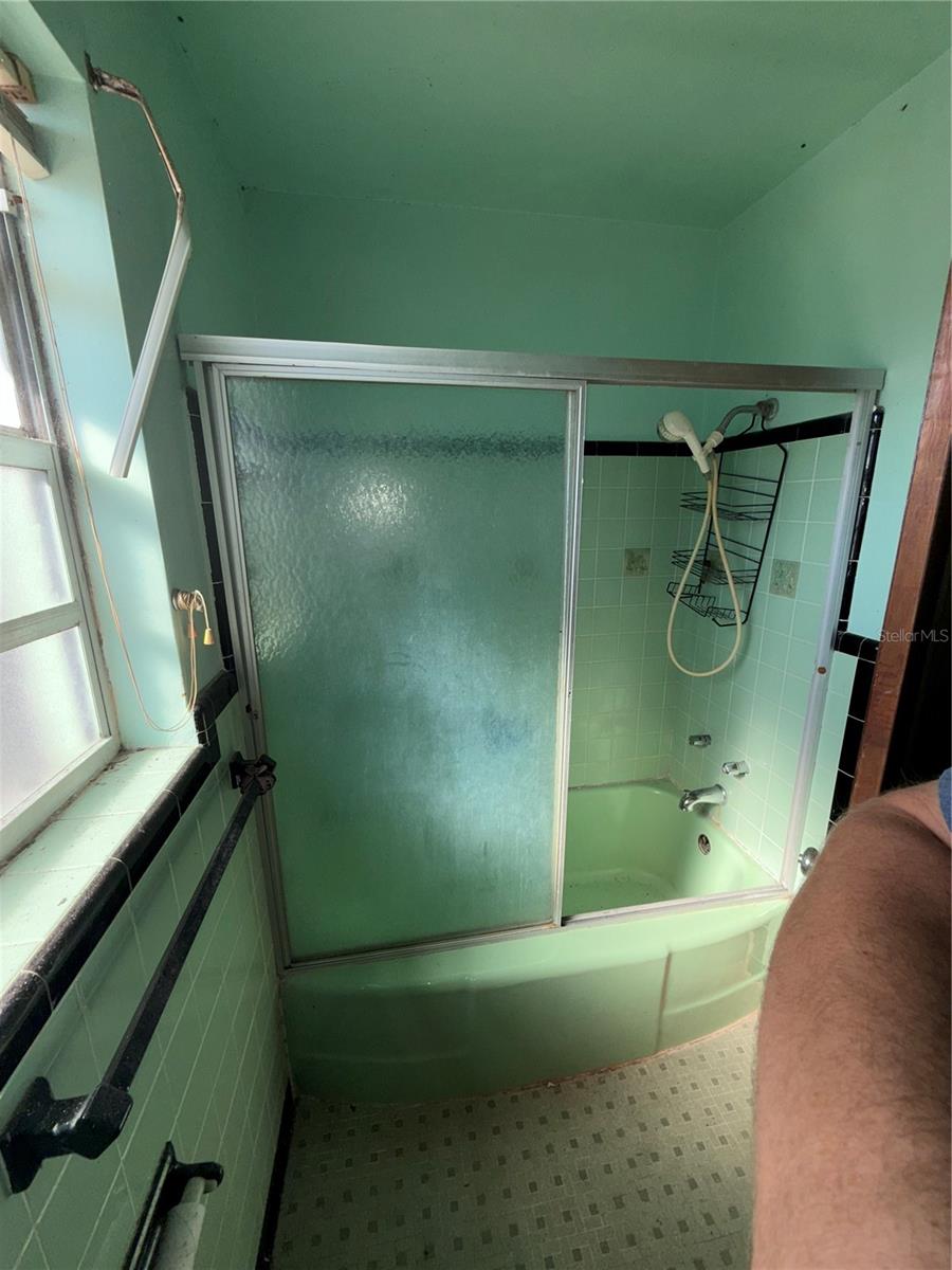 Image 24 of 50 For 1259 Bel Aire Drive