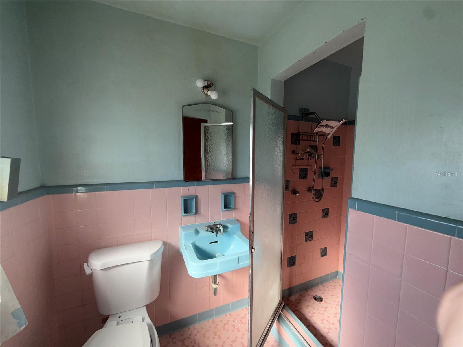 Image 37 of 50 For 1259 Bel Aire Drive