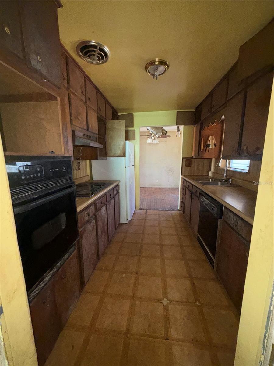 Image 44 of 50 For 1259 Bel Aire Drive