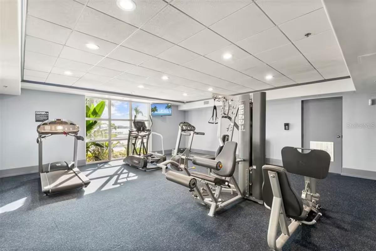 Image 17 of 28 For 13415 Blue Heron Beach Drive 706