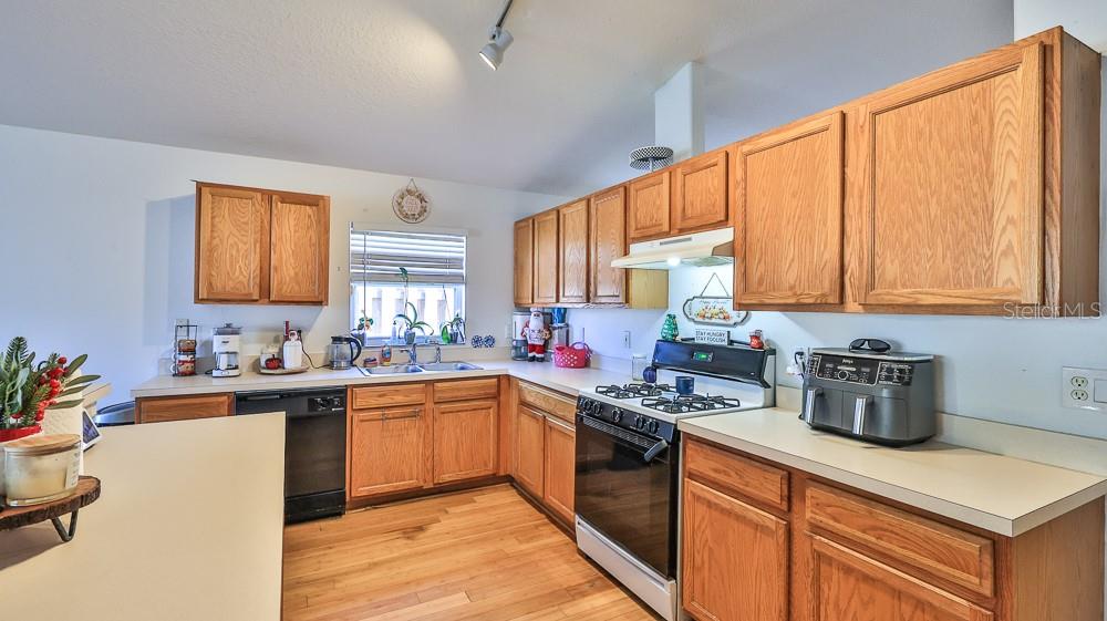 Image 10 of 32 For 2774 Snow Goose Lane