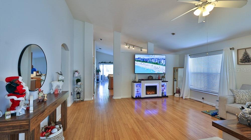 Image 5 of 32 For 2774 Snow Goose Lane