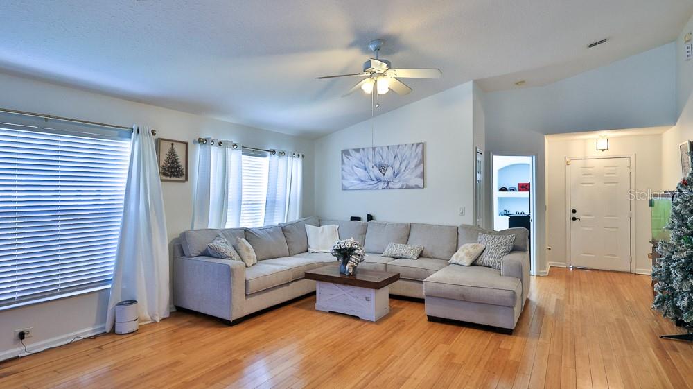 Image 8 of 32 For 2774 Snow Goose Lane