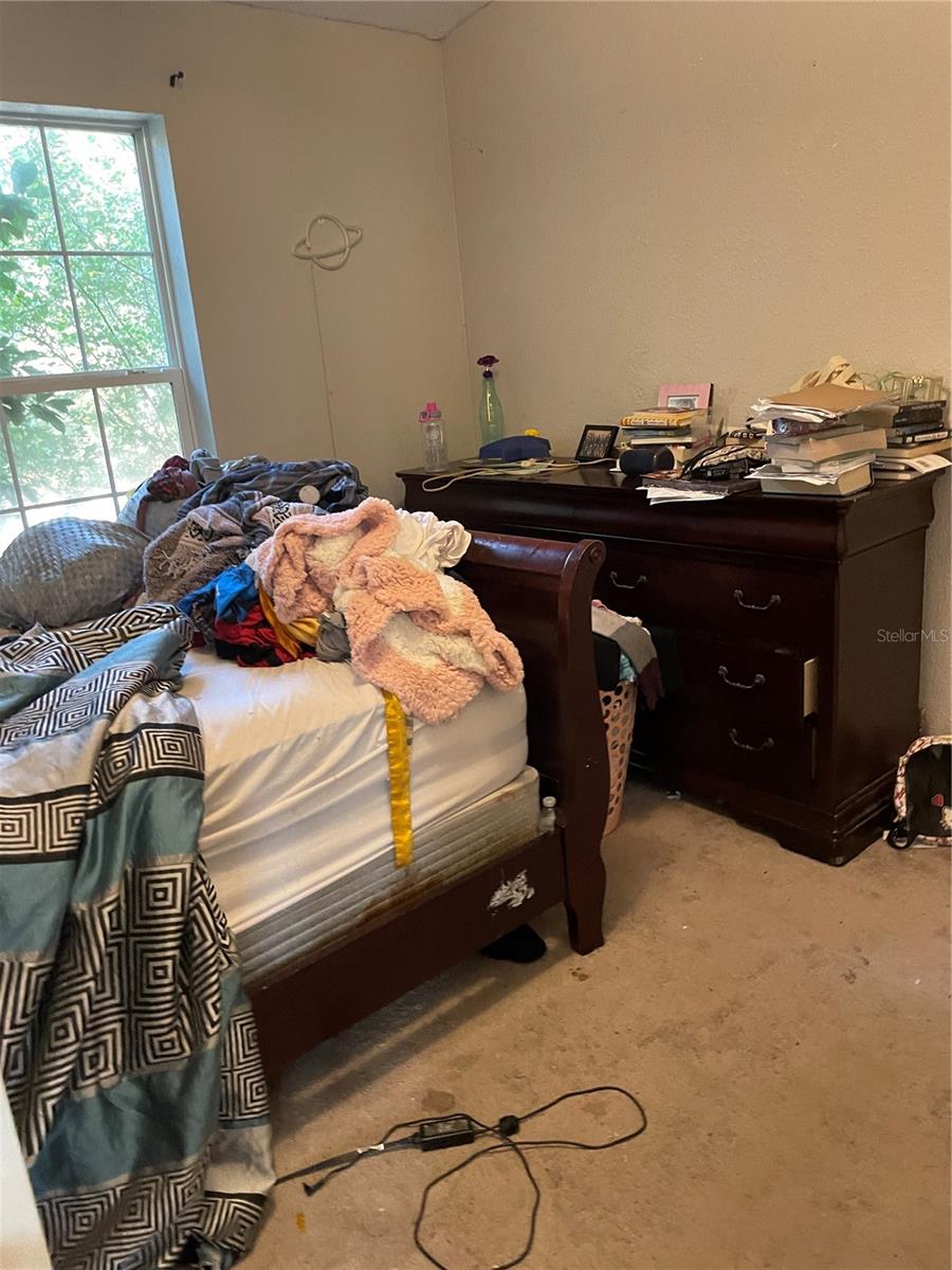 Image 11 of 12 For 10050 130th Street