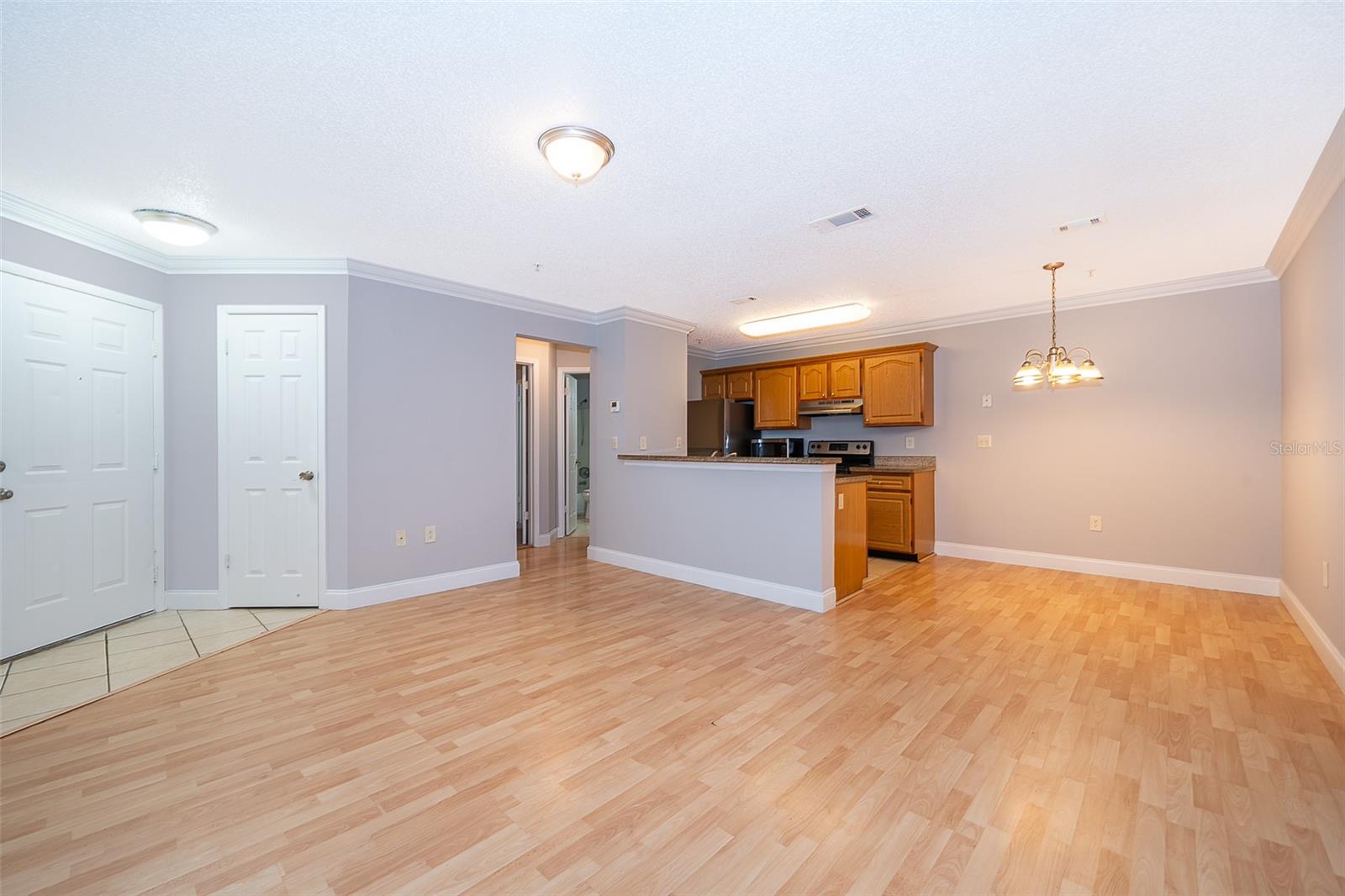 Image 4 of 27 For 623 Dory Lane 311