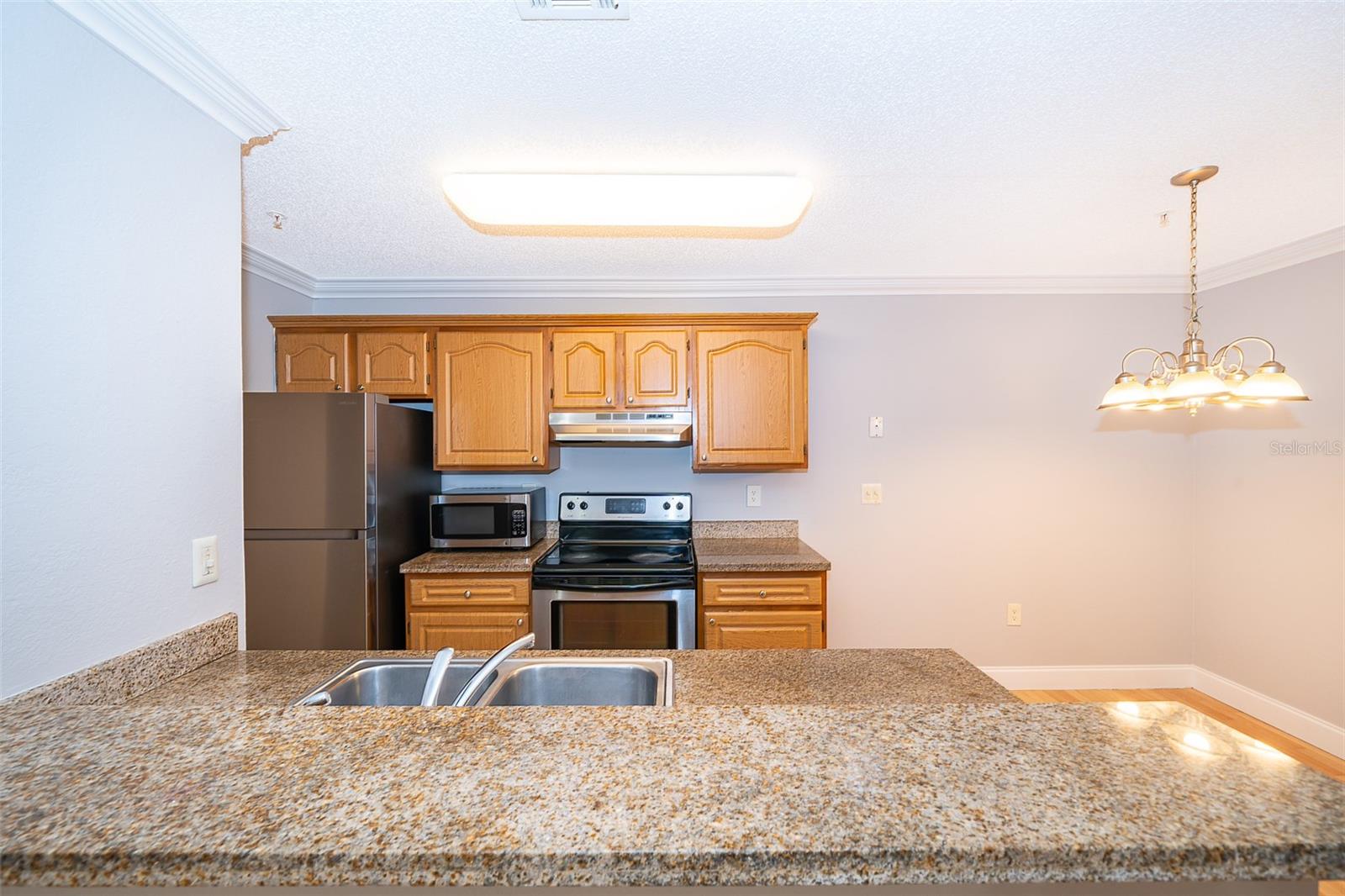 Image 7 of 27 For 623 Dory Lane 311