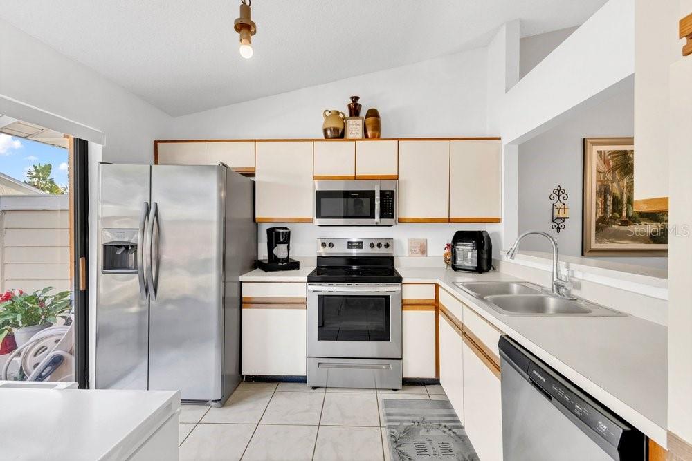 Image 7 of 36 For 56 Silver Falls Circle