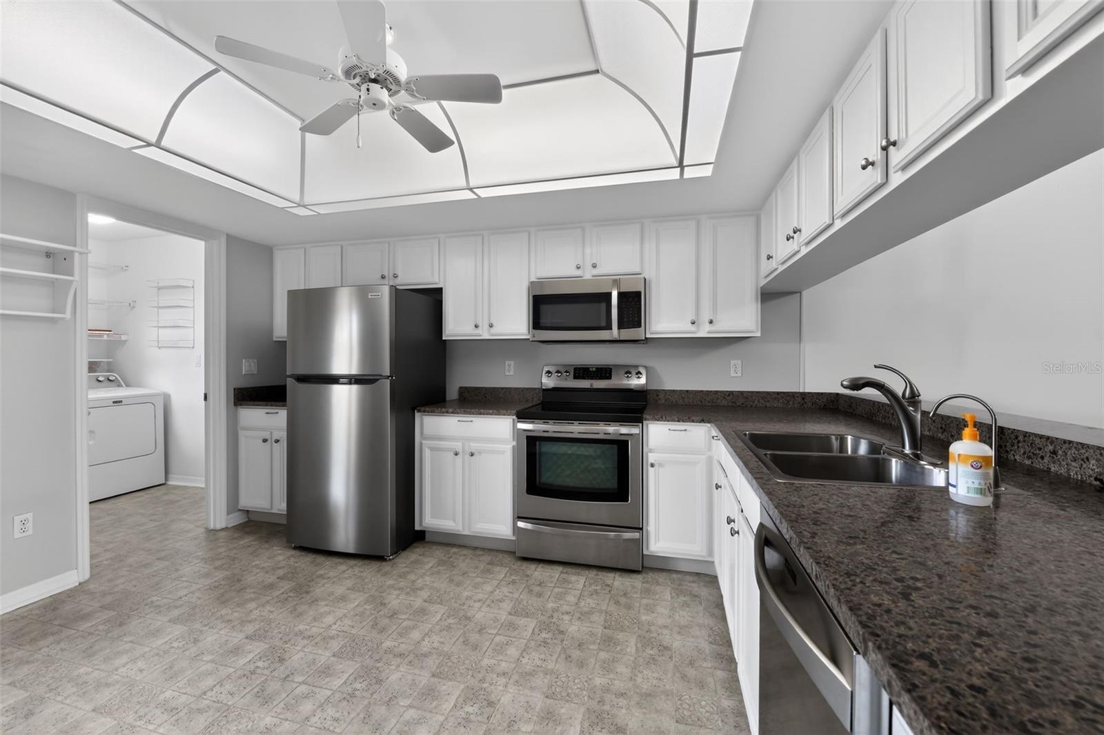 Image 5 of 30 For 3108 Sugar Pine Circle