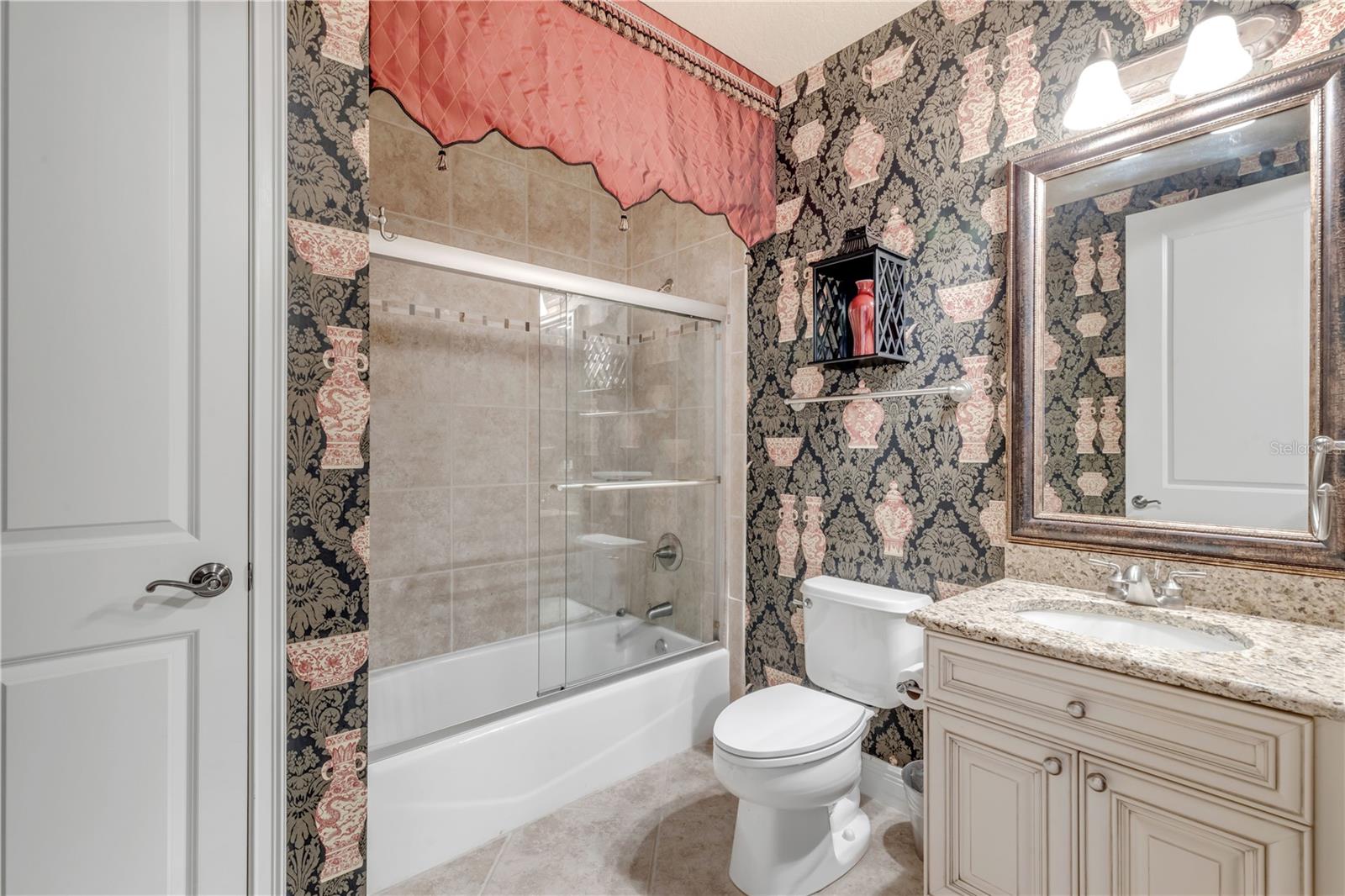 Image 31 of 53 For 2901 Atlantic Avenue Ph201