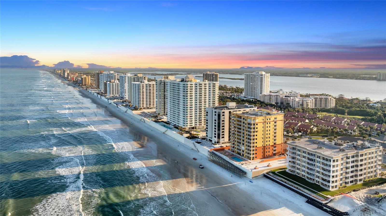 Image 5 of 53 For 2901 Atlantic Avenue Ph201