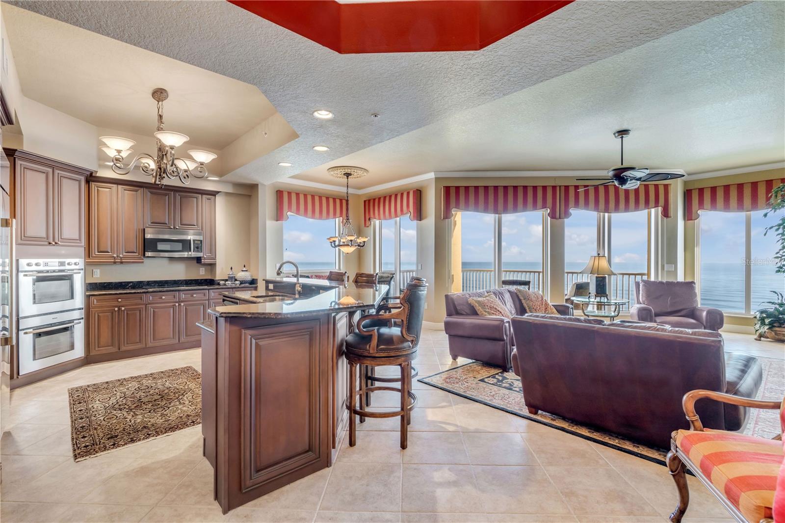 Image 7 of 53 For 2901 Atlantic Avenue Ph201