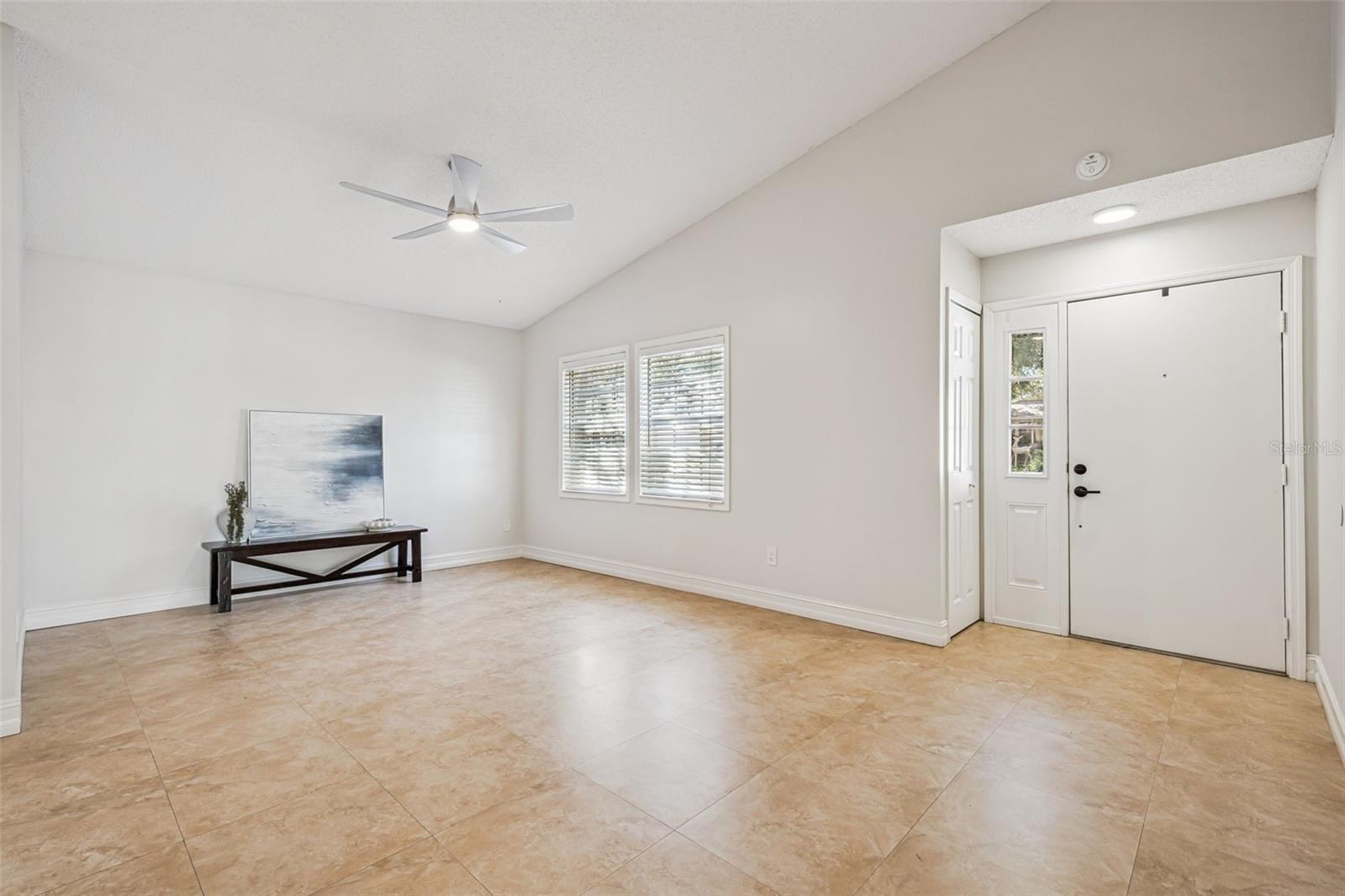 Image 6 of 21 For 1655 Tremont Lane