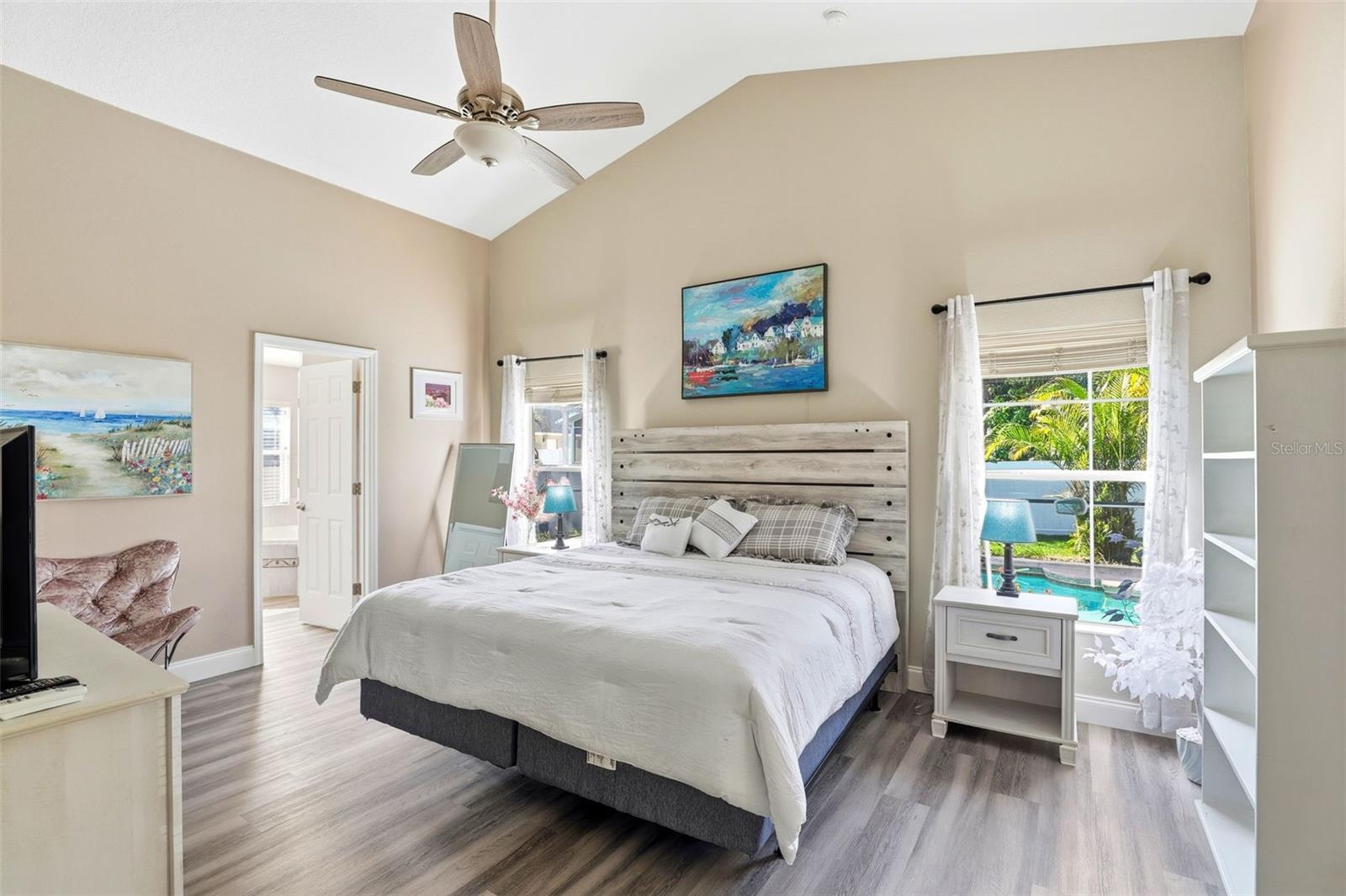 Listing photo id 20 for 5782 Great Egret Drive