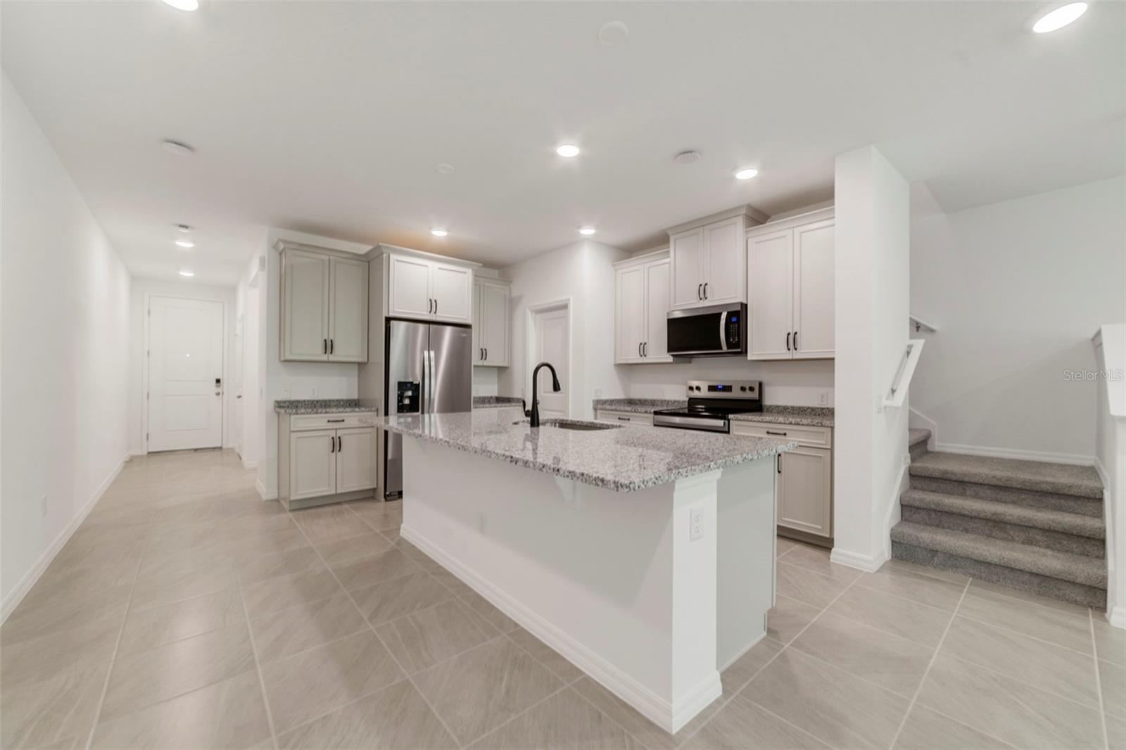 Image 6 of 25 For 1682 Greenleaf Woods Cove