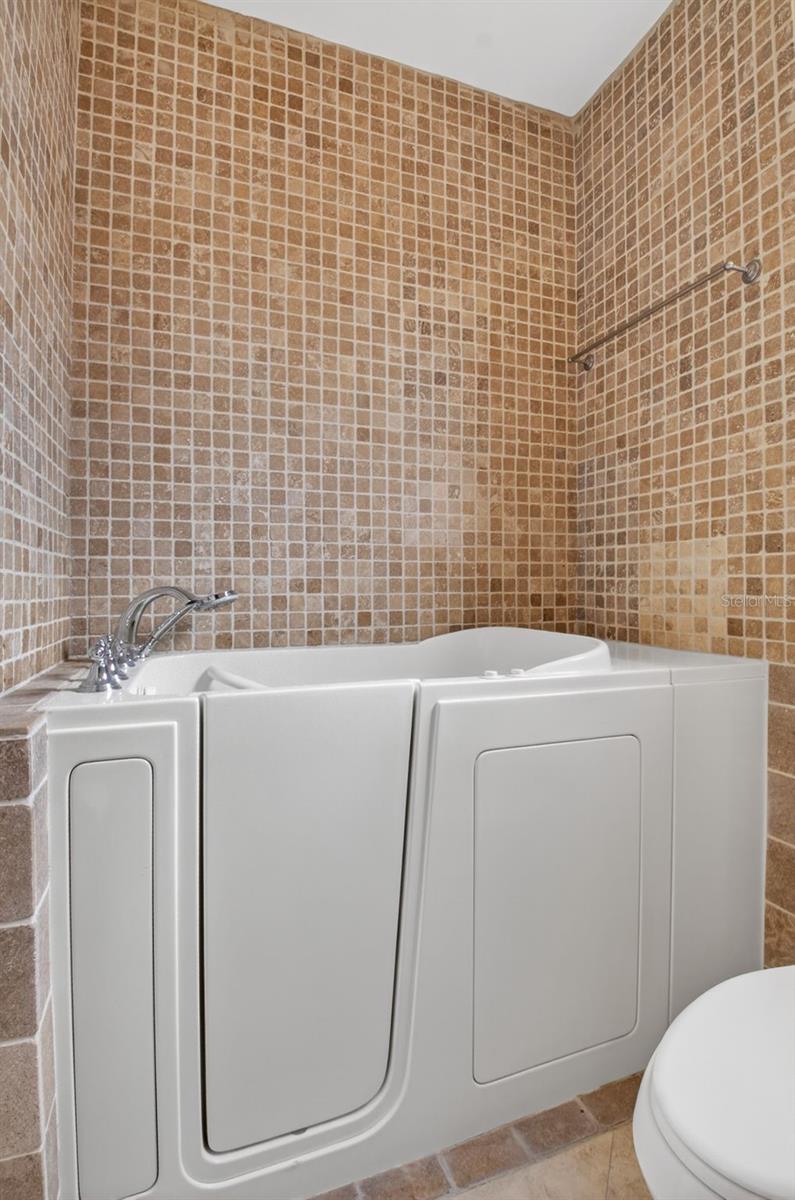 Image 34 of 63 For 16555 White Orchid Lane