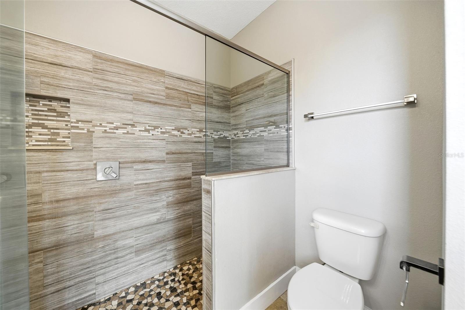 Image 24 of 41 For 4604 Fort Christmas Road