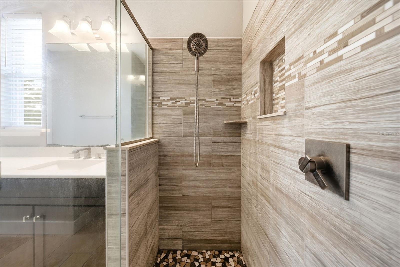 Image 25 of 41 For 4604 Fort Christmas Road