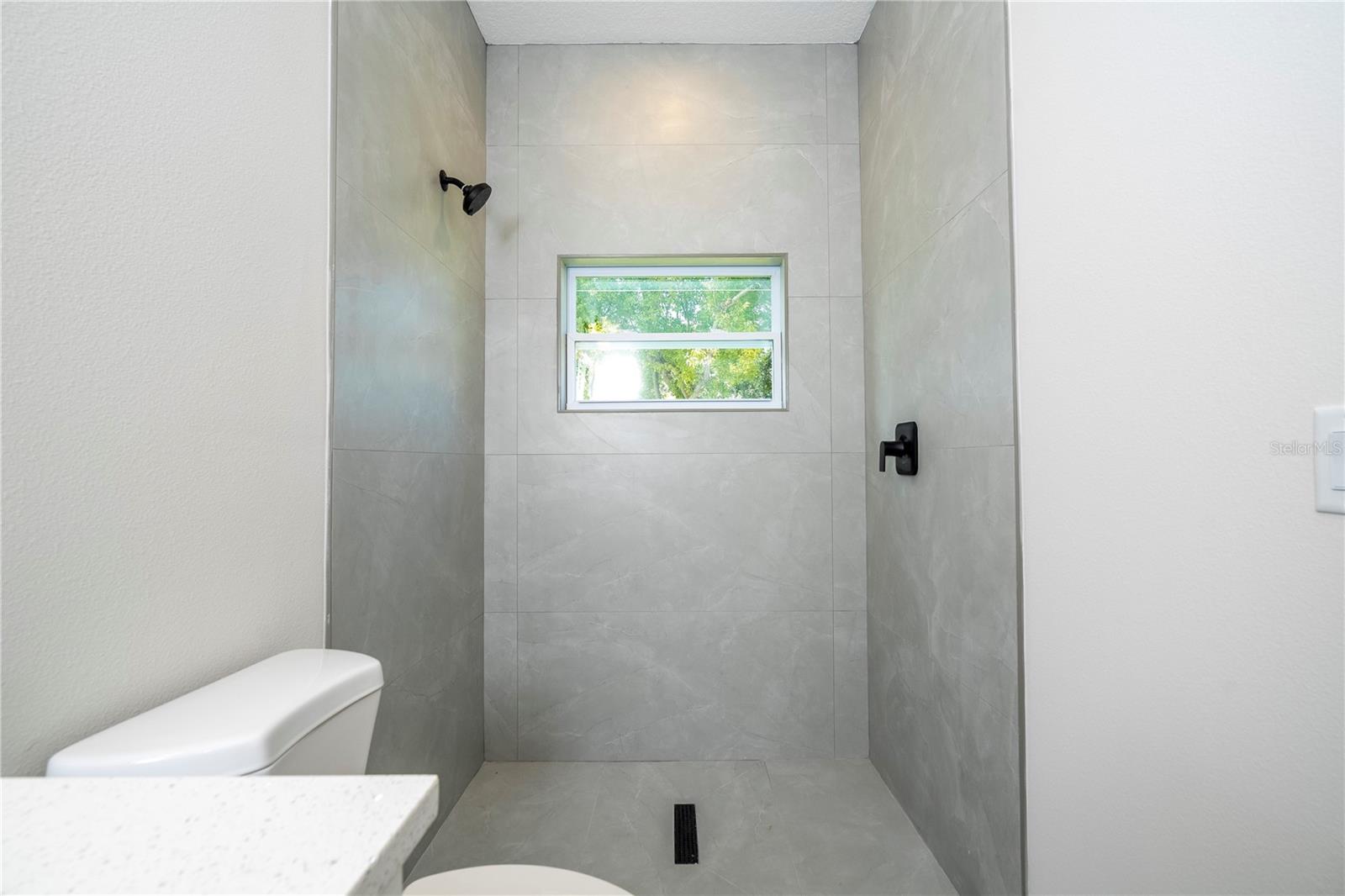 Image 14 of 24 For 3522 W Robinson St