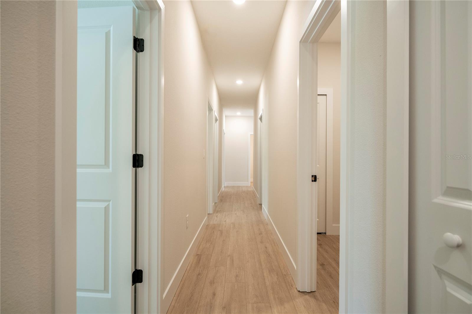 Image 16 of 24 For 3522 W Robinson St