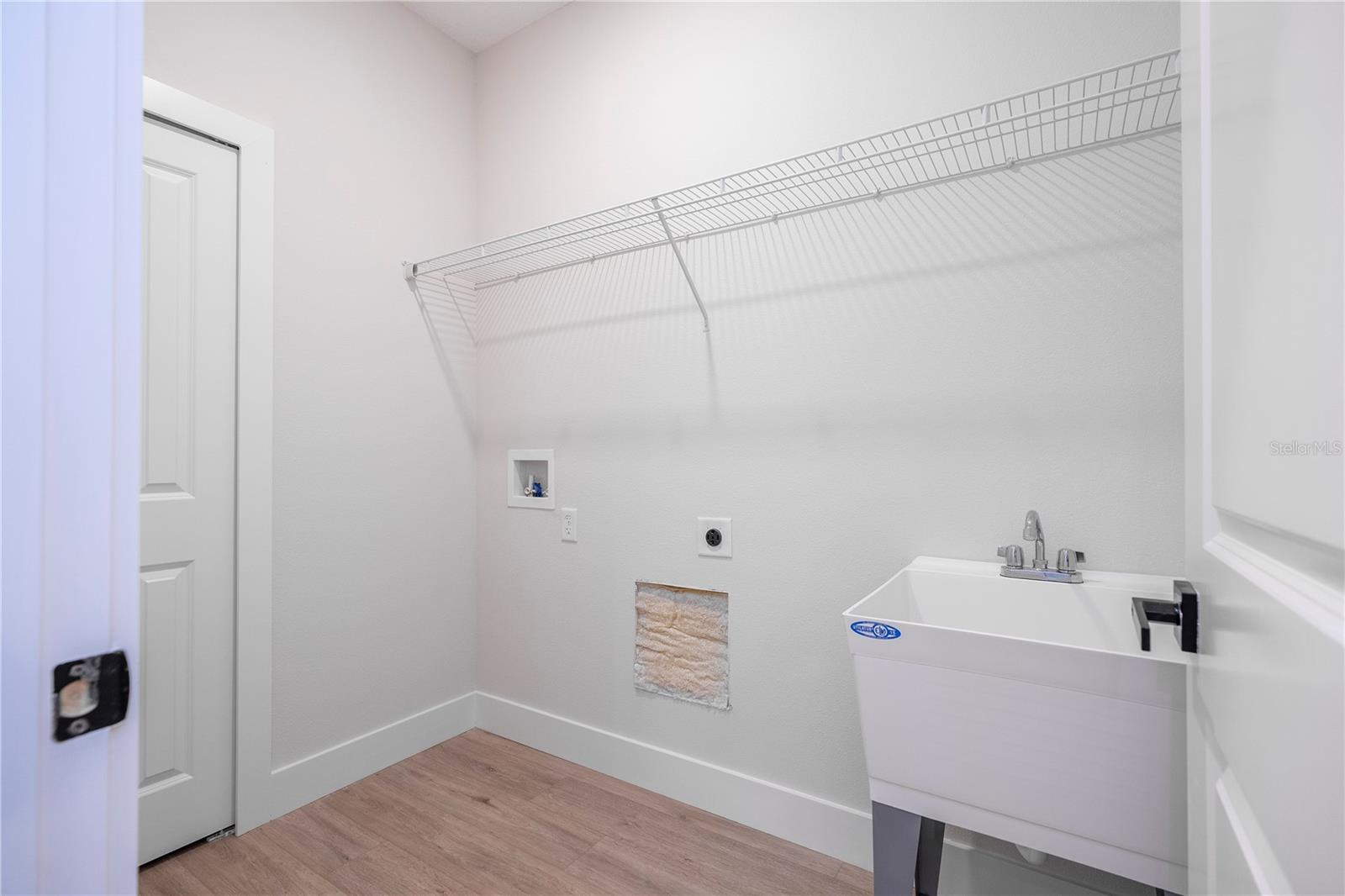 Image 23 of 24 For 3522 W Robinson St