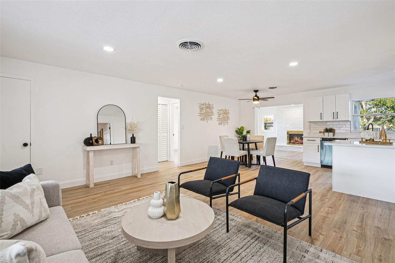 Image 5 of 22 For 1451 Brook Drive