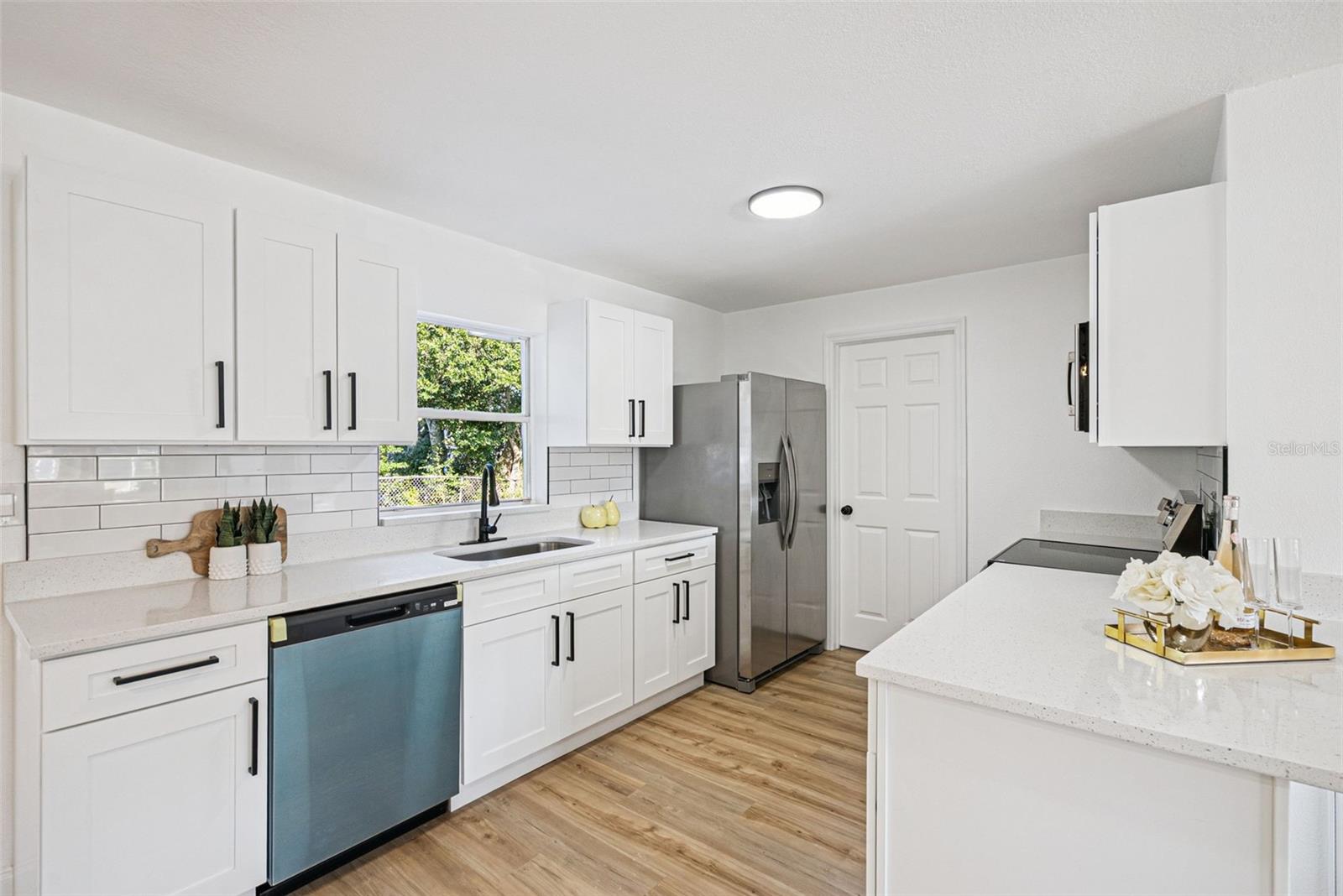 Image 8 of 22 For 1451 Brook Drive