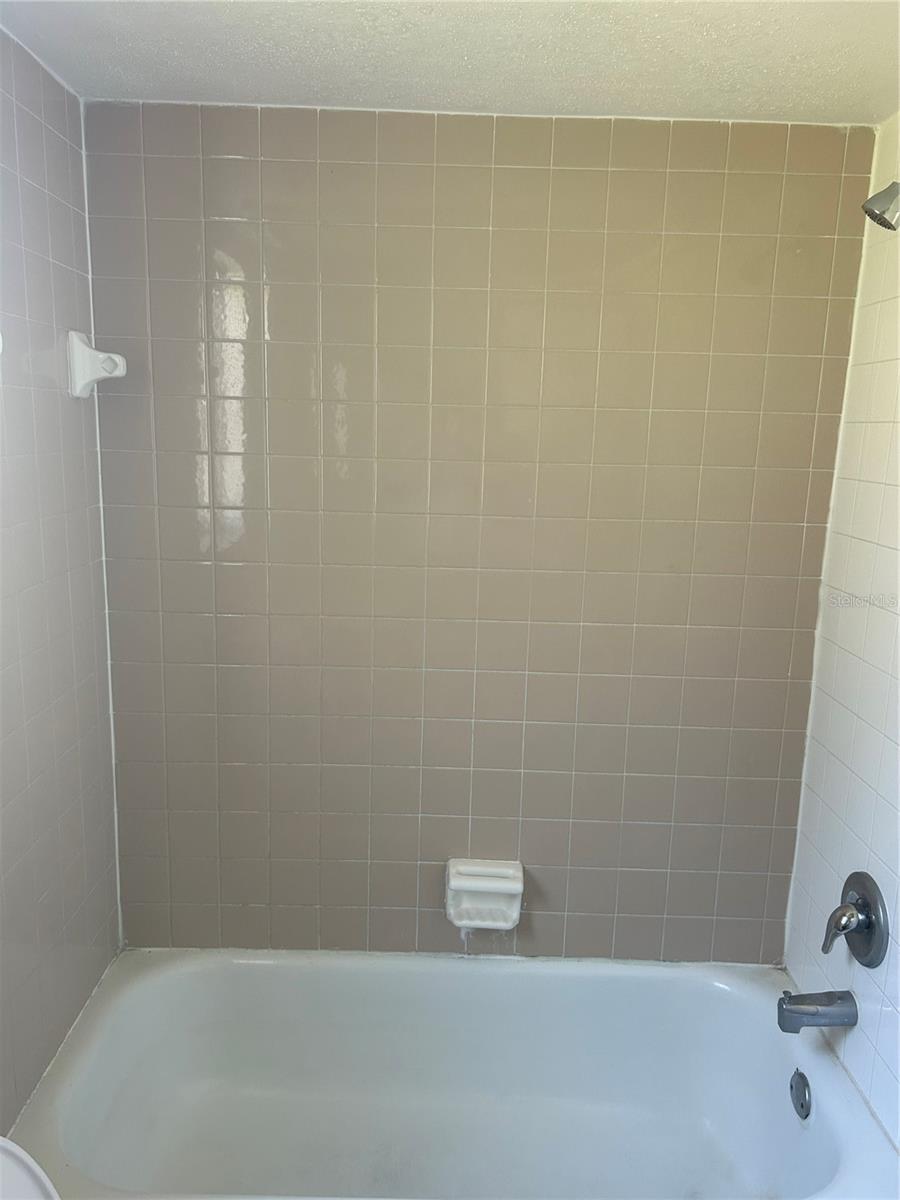 Image 5 of 7 For 2341 Bayswater Court