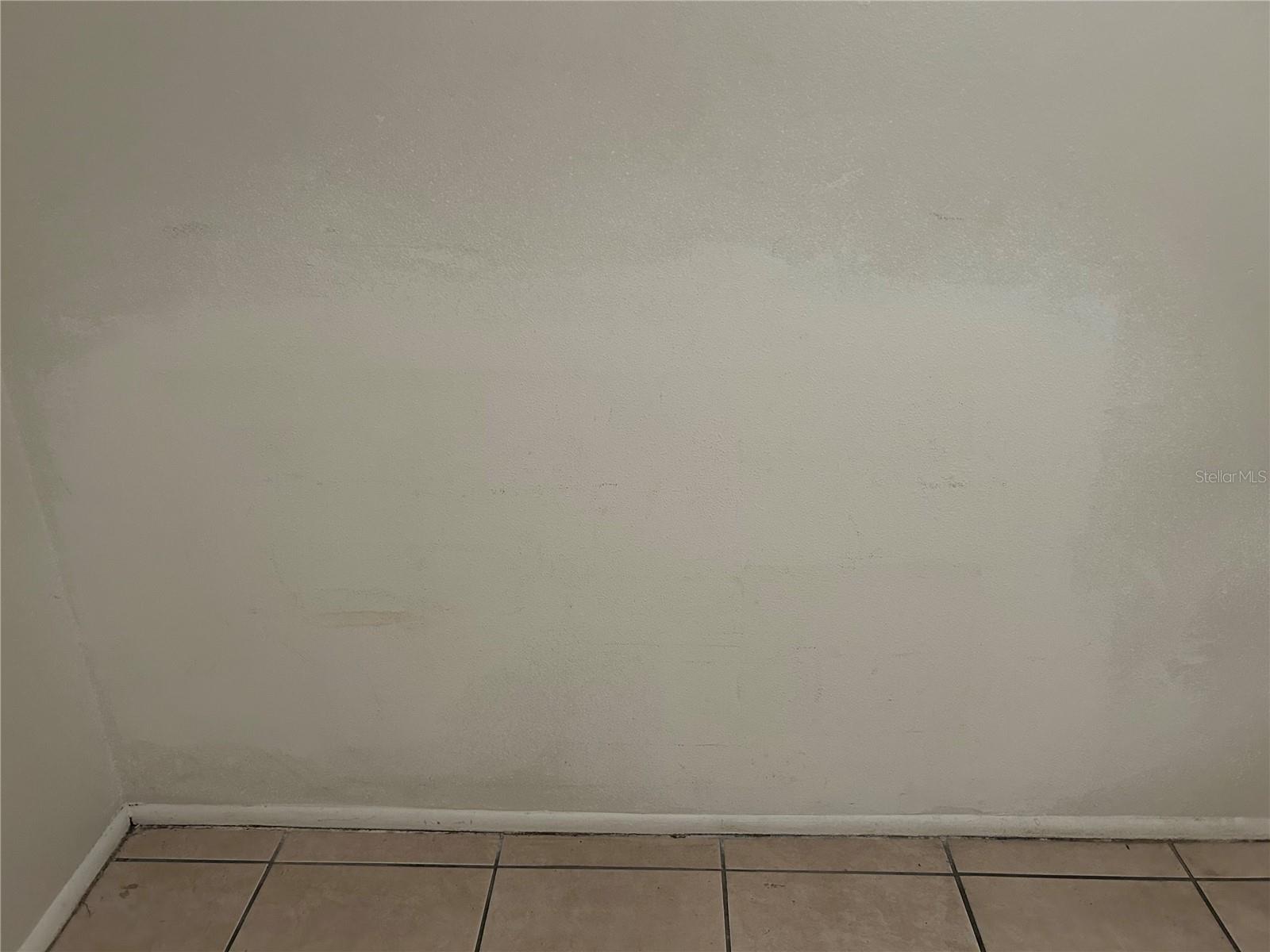 Image 6 of 7 For 2341 Bayswater Court