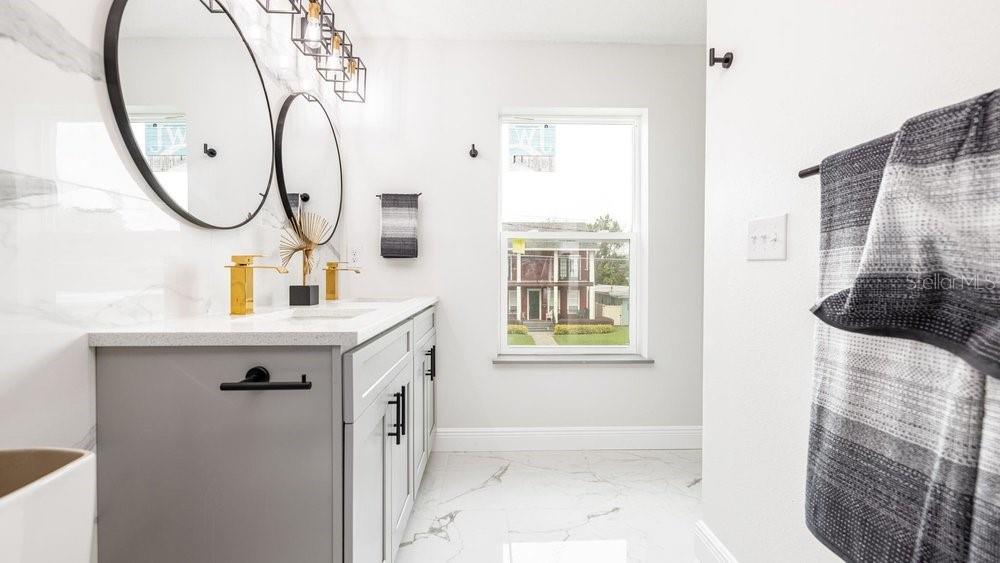 Image 16 of 32 For 1414 Harding Street