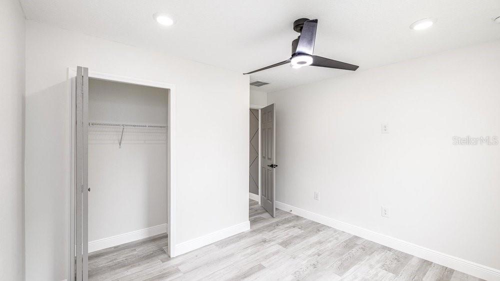 Image 18 of 32 For 1414 Harding Street