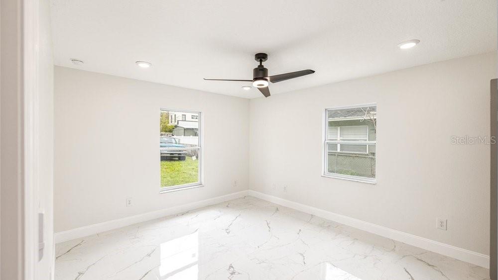 Image 19 of 32 For 1414 Harding Street