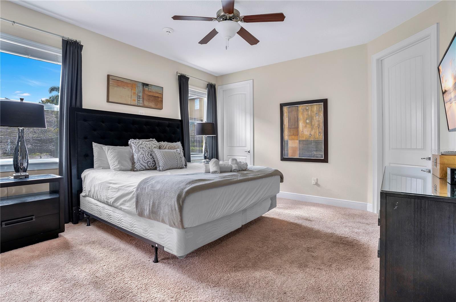 Image 14 of 71 For 7616 Brookhurst Lane