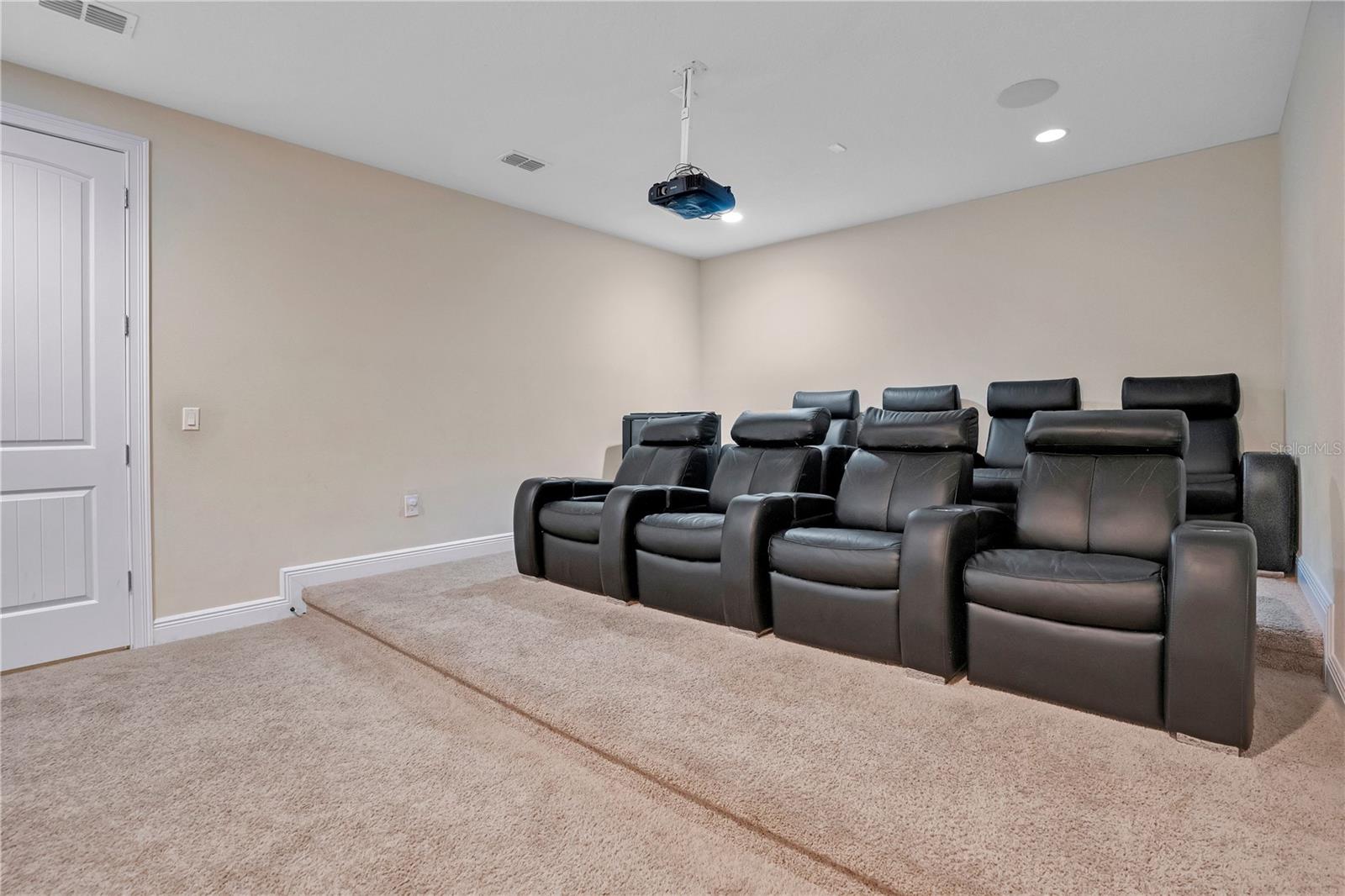 Image 20 of 71 For 7616 Brookhurst Lane